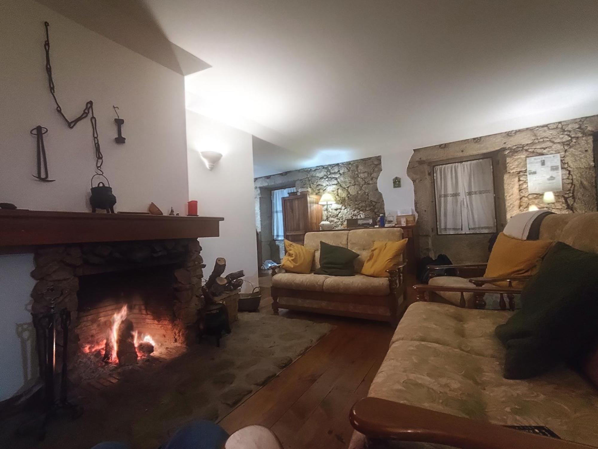 Vila Casa Na Aldeia - Entre Fundao E Covilha Pero Viseu Exteriér fotografie